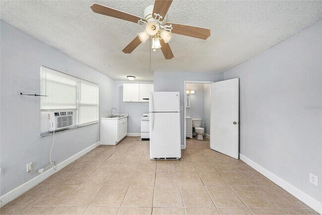 Foto del edificio - 213 N Lincoln Ave