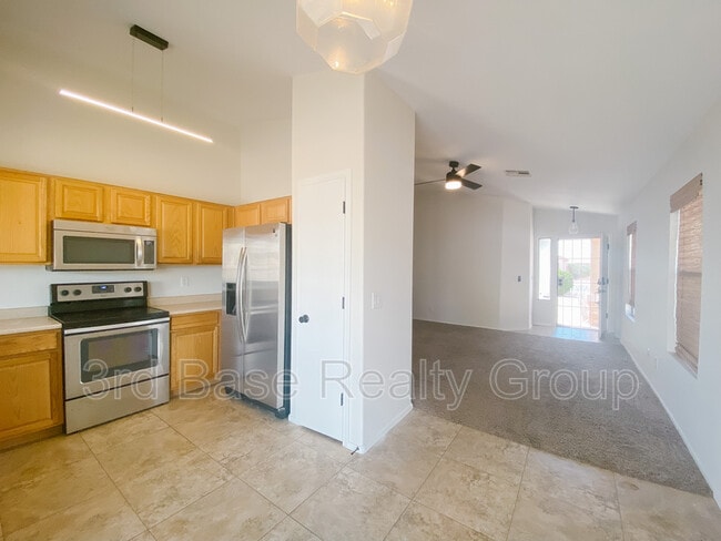 Building Photo - 14888 W Acapulco Ln