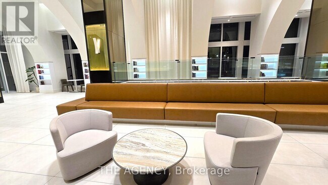Photo du bâtiment - 2033 Kennedy Rd