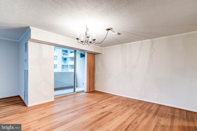 Building Photo - 4601 N Park Ave