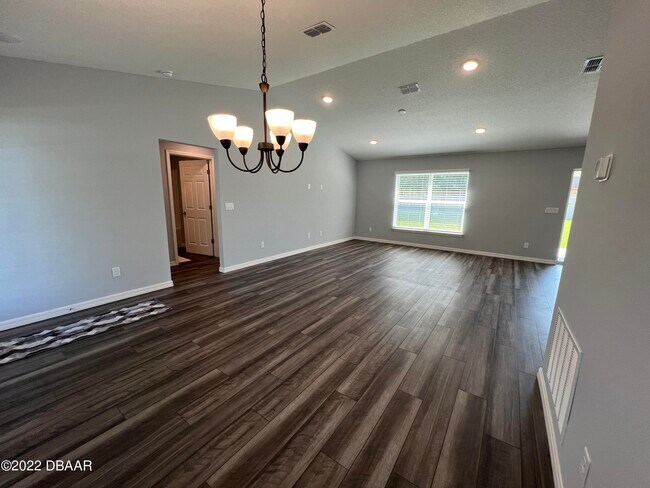 Building Photo - 97 Luther Dr