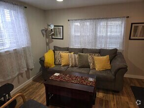 Building Photo - R and B Properties