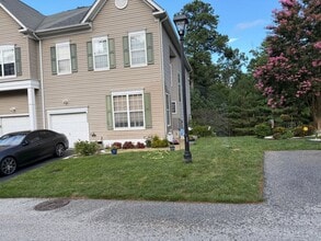 Building Photo - 23432 Aster Way