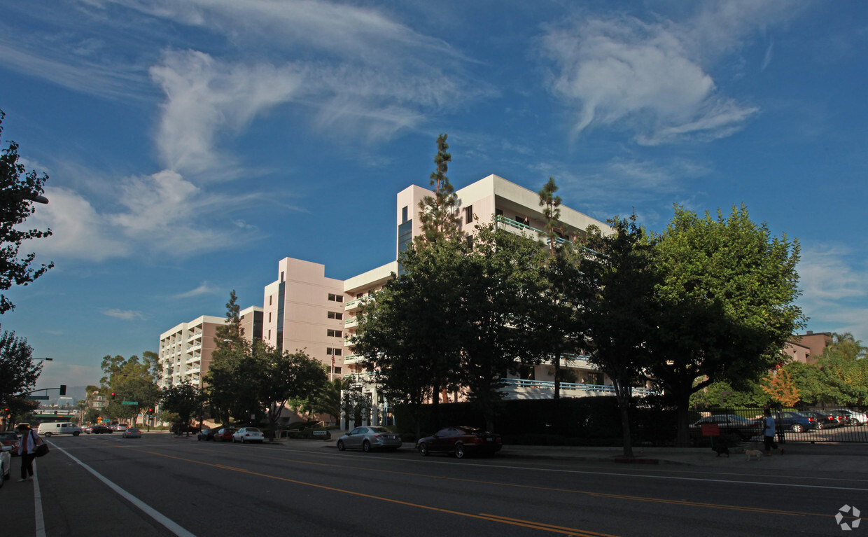 Wesley Tower Apartments - Burbank, CA | Apartments.com