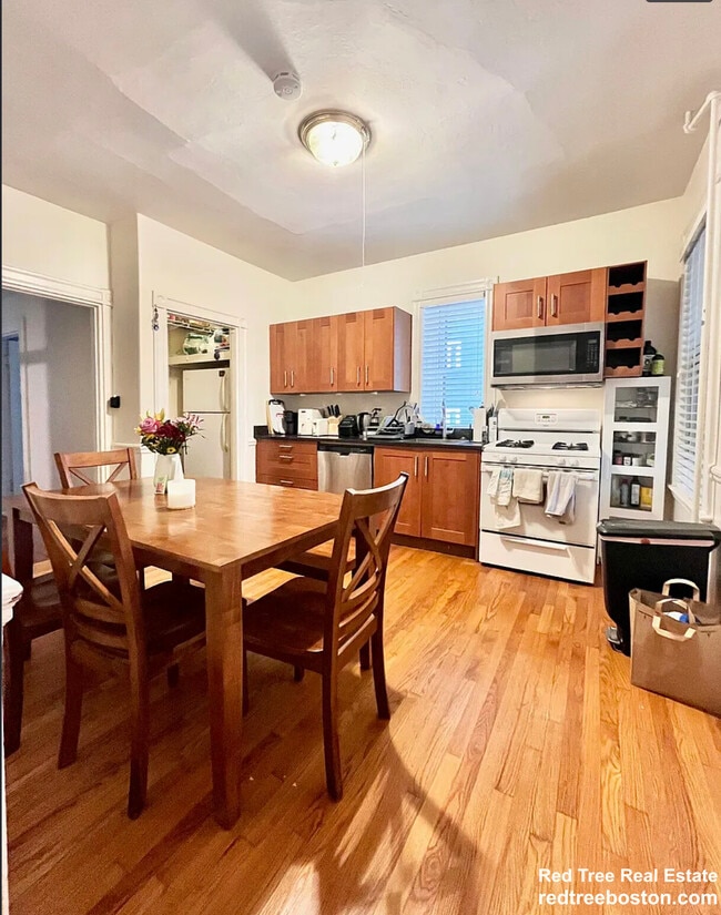 Photo - 73 Delle Ave Apartment