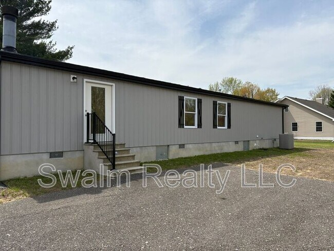 Foto del edificio - 1165 Bayview Rd