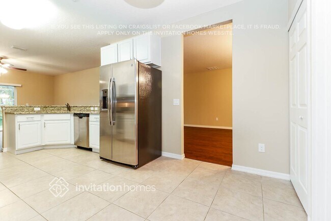 Foto del edificio - 2182 Deborah Dr