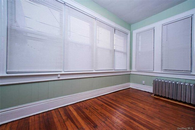 Foto del edificio - 3411 Farragut Rd