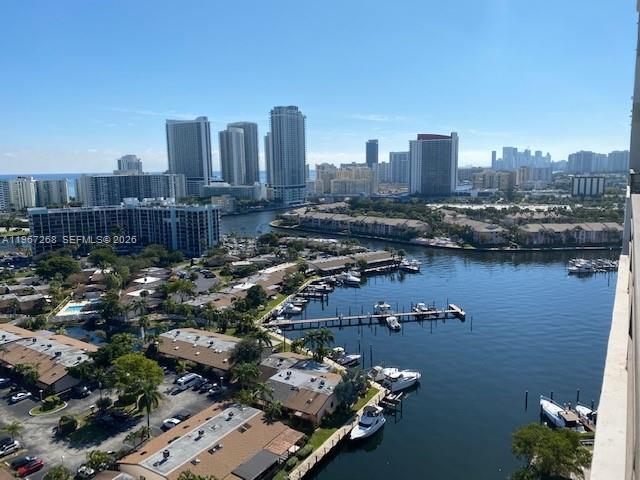 Building Photo - 2500 Parkview Dr