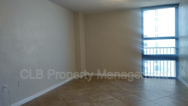 Building Photo - 3051 S Atlantic Ave