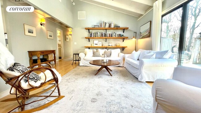 Building Photo - 274 Little Fresh Pond Rd