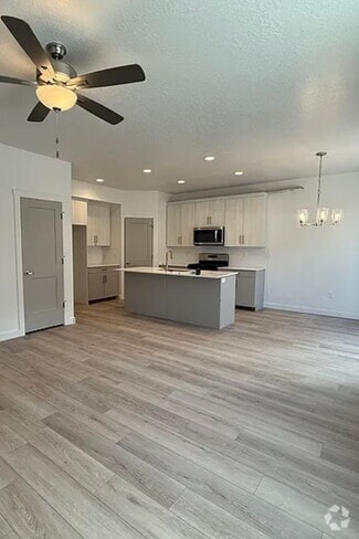 Building Photo - 3661 S 4575 W