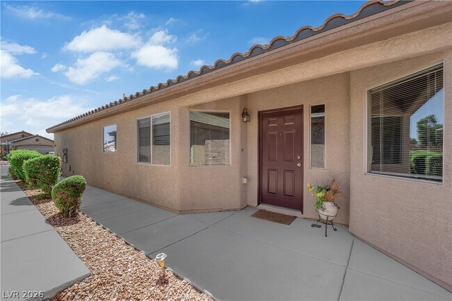 Building Photo - 5716 Crowbush Cove Pl