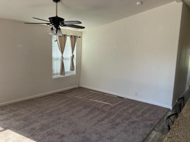 Building Photo - 70 Montecito Dr