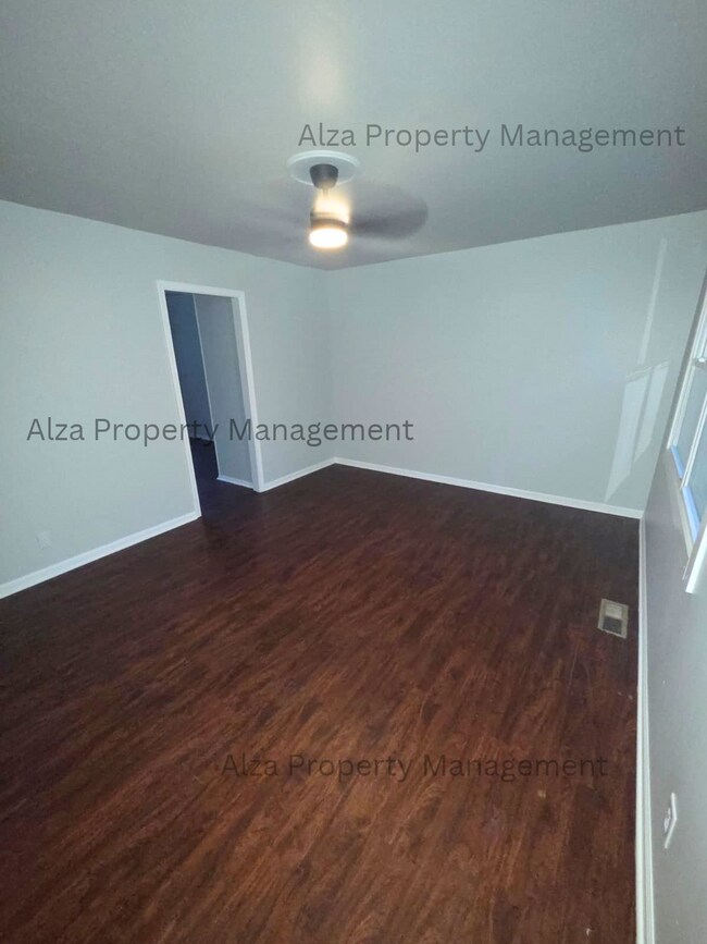 Foto del edificio - 218 Healy Ave