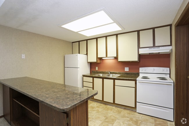 1BR,1BA-576 SF Kitchen - Annhurst (PA)
