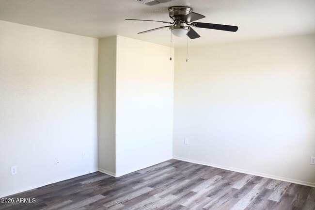 Building Photo - 4420 Buena Loma Way