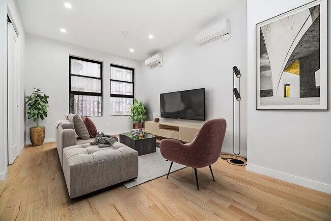 Building Photo - 117 West 57th Street