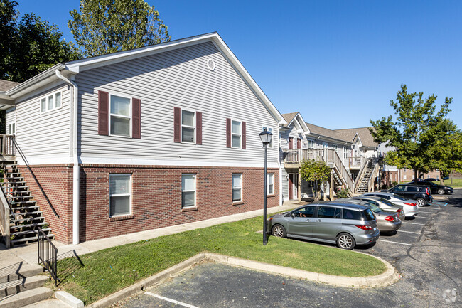 Foto del edificio - The Woods of Glen Hill Manor