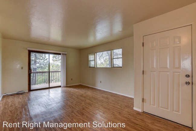 Building Photo - 705 S Montezuma St