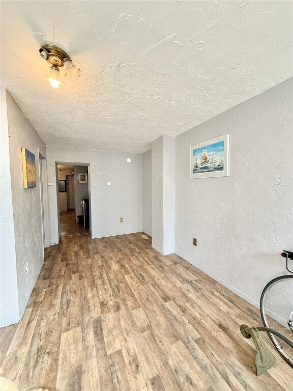 Foto del edificio - 402 N 1st St