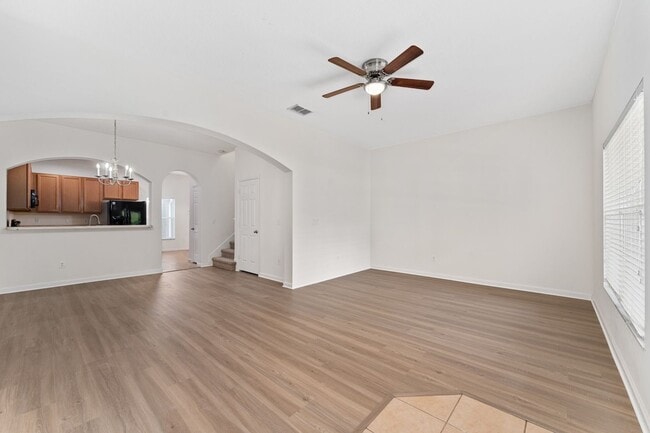 Building Photo - Nice 3/2.5 Townhouse in Enclave at Moss Pa...