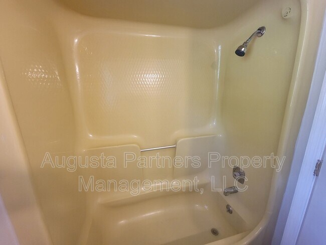 Foto del edificio - 105 Blue Ct