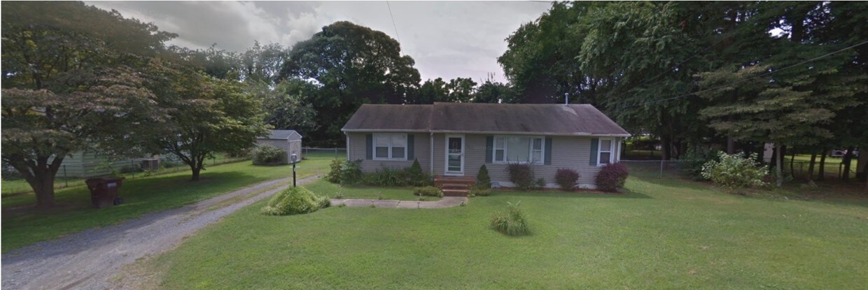 Primary Photo - 224 Chestnut Way