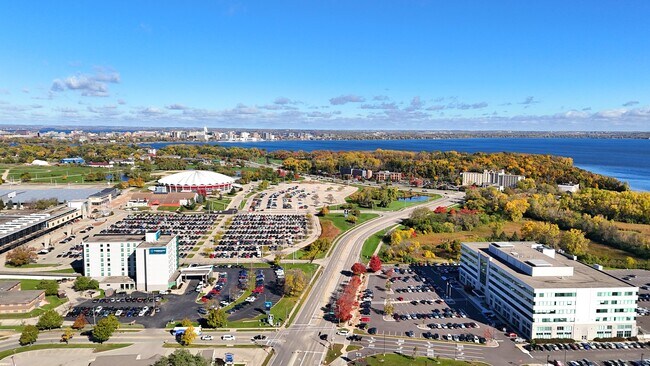 Foto del edificio - 435 Burdette Ct