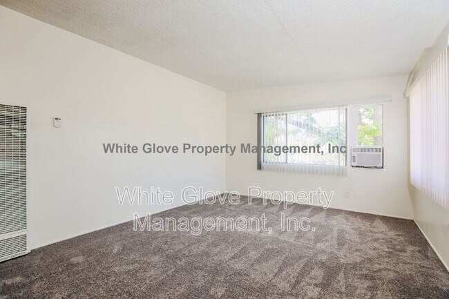 Foto del edificio - 526 W Chestnut St