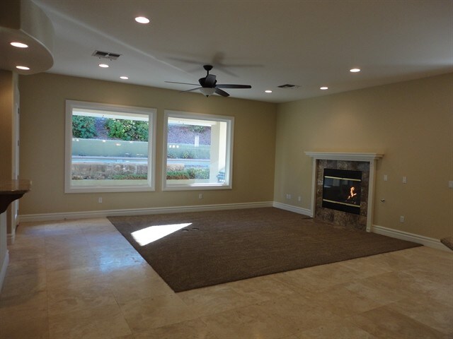 Building Photo - 2285 Coral Ridge Avenue