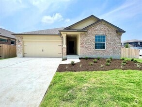 Building Photo - 1917 Owasso Dr