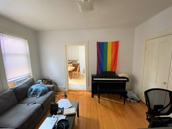Foto del edificio - 246 Beacon St
