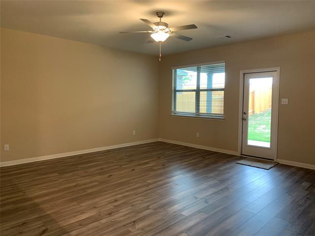 Foto del edificio - 13724 Merchant Rd