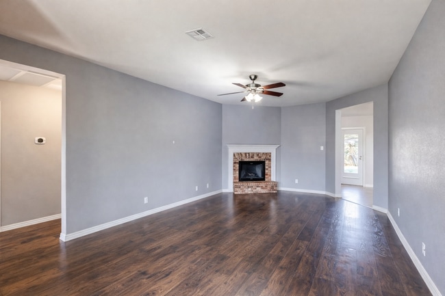 Building Photo - 2507 Alamocitos Creek Dr