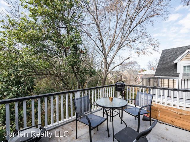 Foto principal - 4 br, 2 bath House - 141-A Coming Street