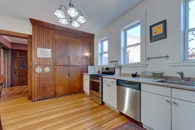 Photo - 119 Olive St Apartment