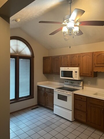 Building Photo - 6120 Palo Verde Dr