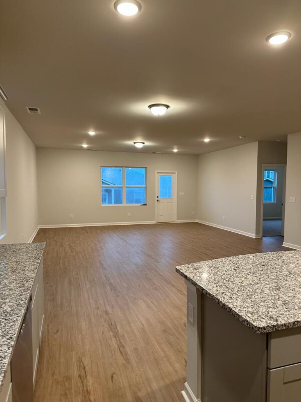 Foto del edificio - 3717 Clementine Ln