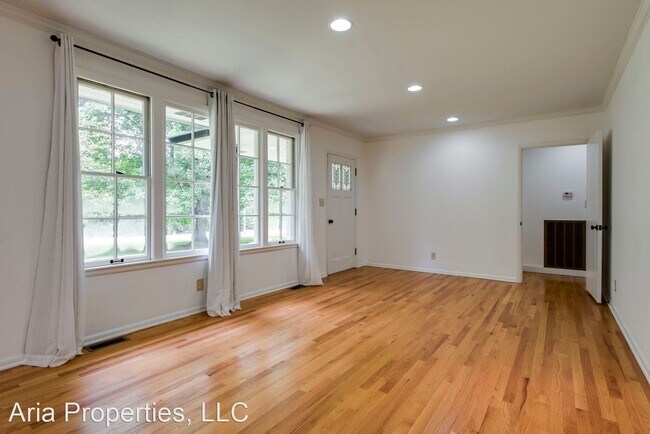 Foto del edificio - 3 br, 2 bath House - 109 Harpeth Hills Dr.