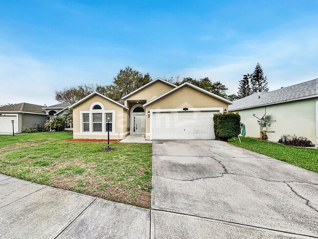 Building Photo - 1667 Vista Lake Cir