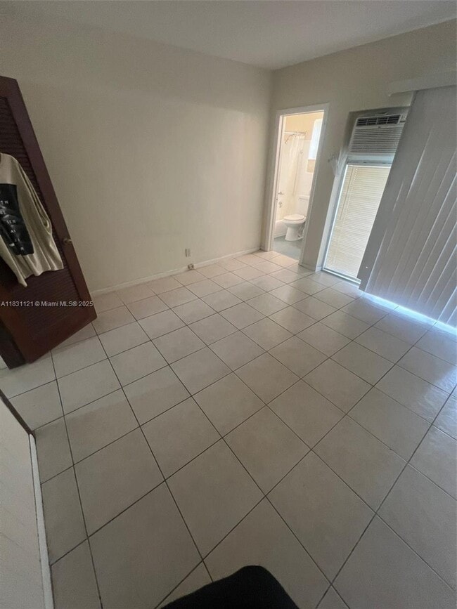 Building Photo - 6580 Santona St