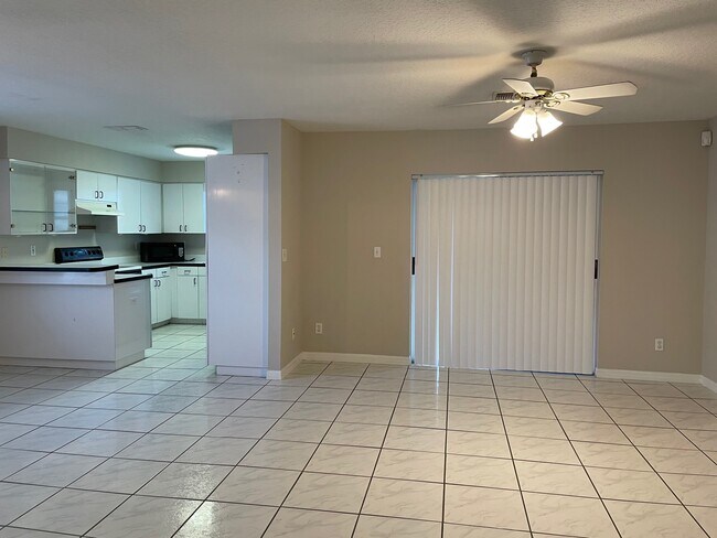 Foto del edificio - 3124 W Powhatan Ave