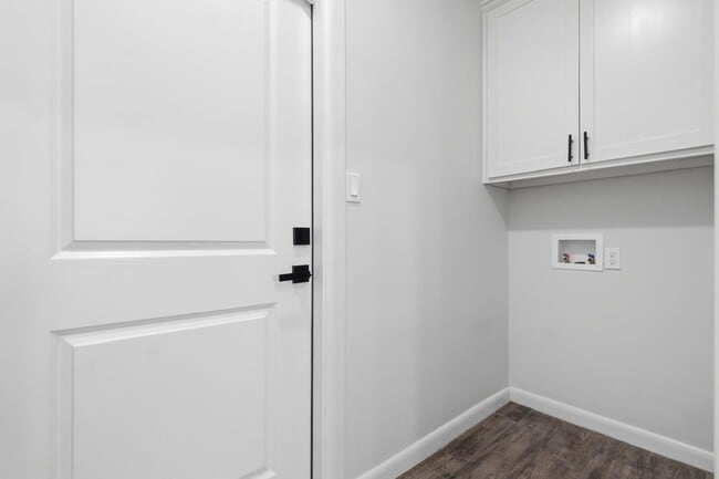 Building Photo - 208 Faith Dr
