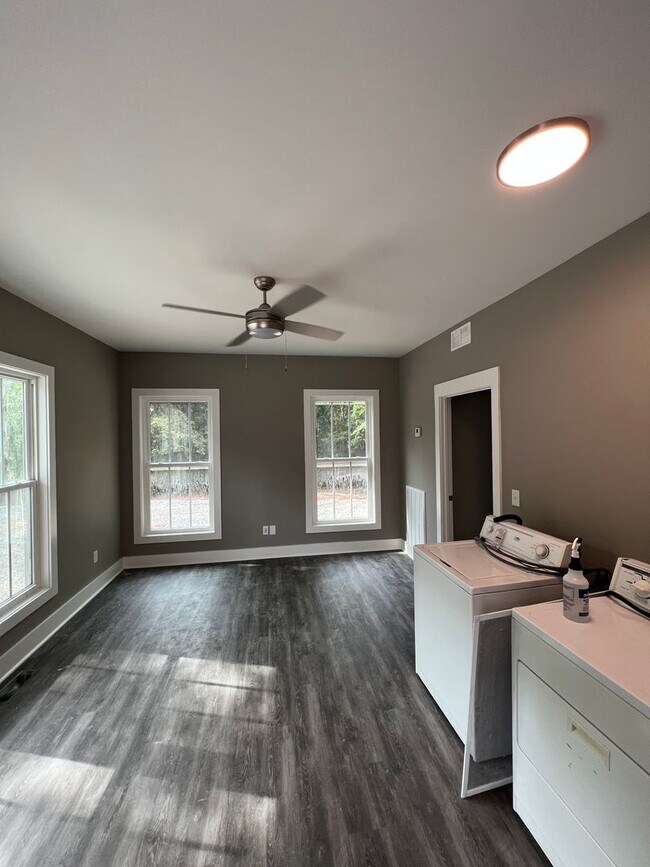 Foto del edificio - 1327 Park St