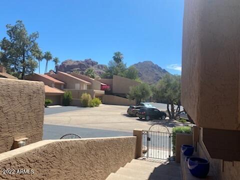 Foto del edificio - 4434 E Camelback Rd