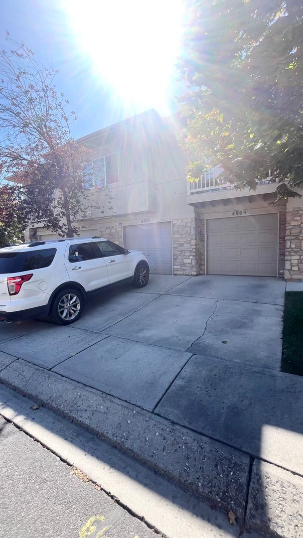 3 Bedroom/2.5 Bathroom Condo in Riverton - 3 Bedroom/2.5 Bathroom Condo in Riverton