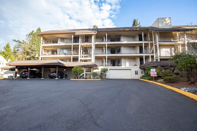 Foto del edificio - 16929 Inglewood Rd NE
