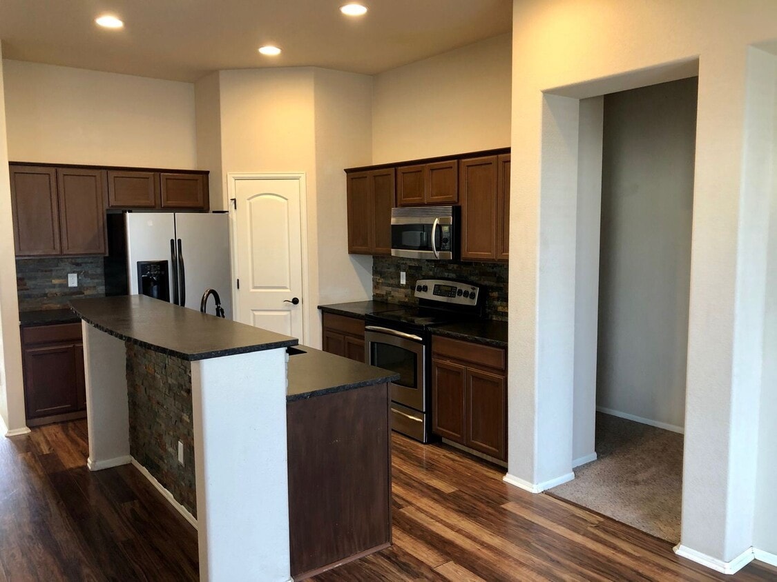 Primary Photo - 3 br, 2 bath House - 4735 Justeagen Drive