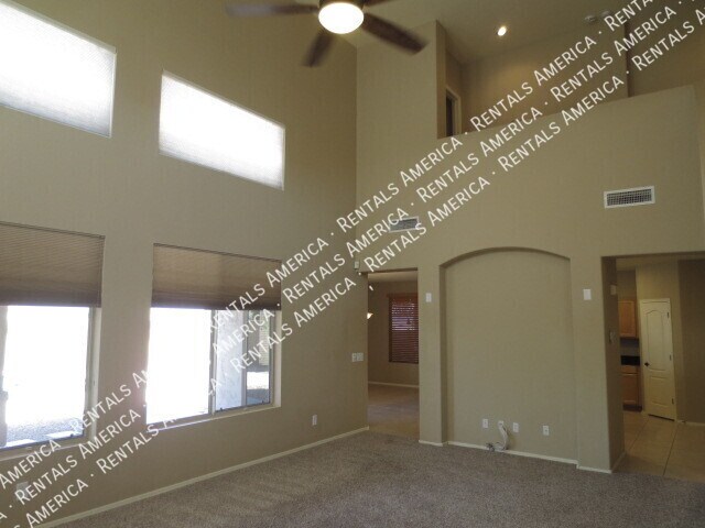 Foto del edificio - 1801 W Nighthawk Way